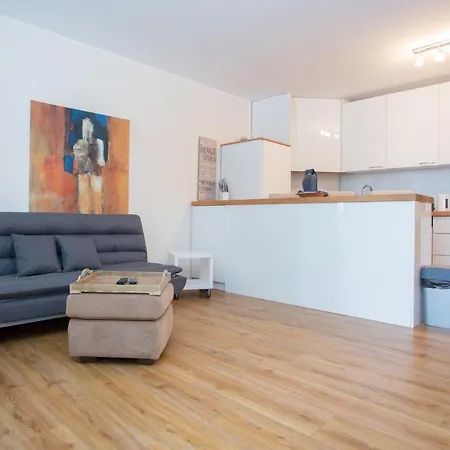 شقة Welcome In - In Mit Balkon Und Abstellraum وينتربرغ